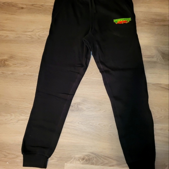 Kurrenc'e Collection conglomerate warm up 3pc set. - Picture 2 of 6